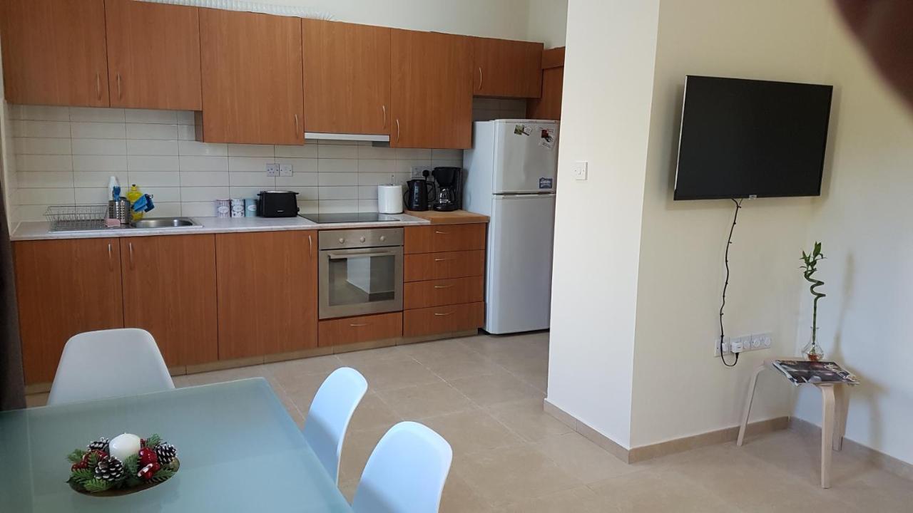 Kerynia Apartments Paphos Eksteriør billede