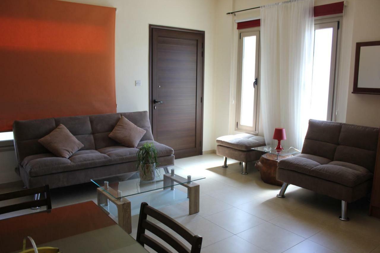Kerynia Apartments Paphos Eksteriør billede