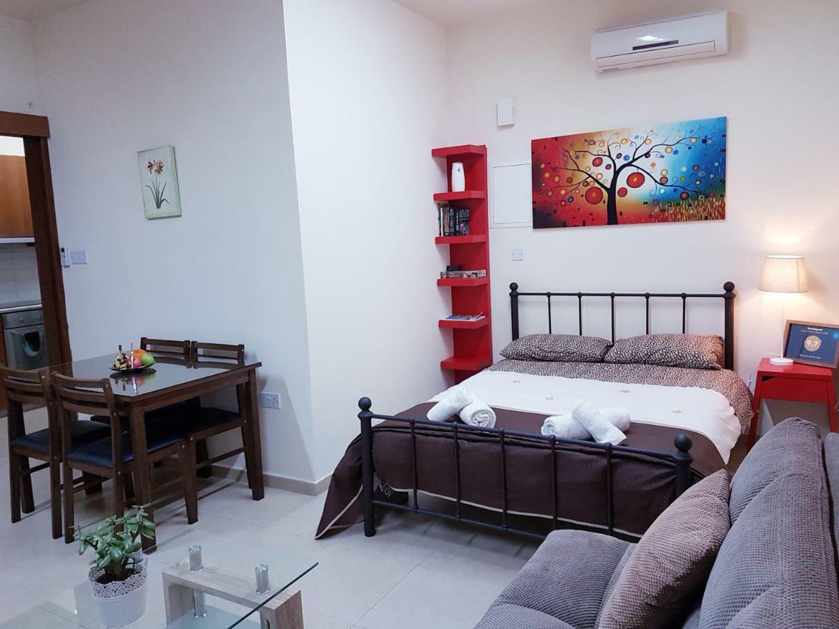 Kerynia Apartments Paphos Eksteriør billede