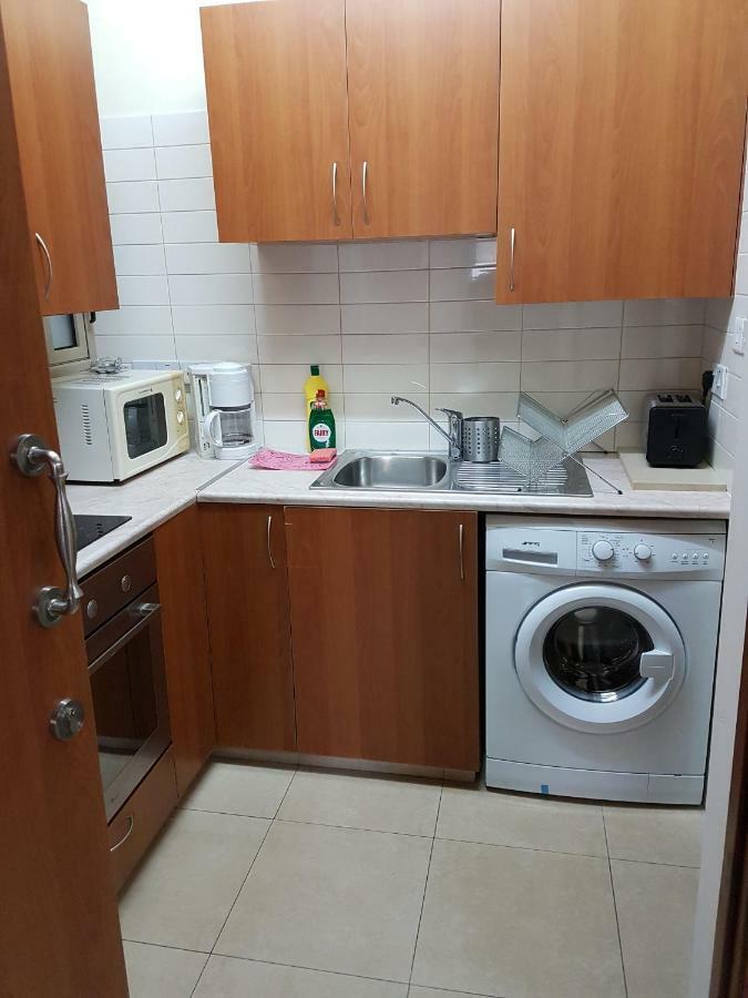 Kerynia Apartments Paphos Eksteriør billede