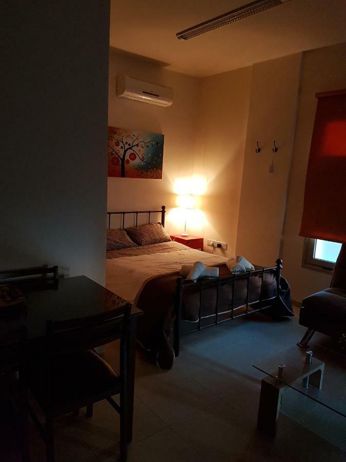 Kerynia Apartments Paphos Eksteriør billede